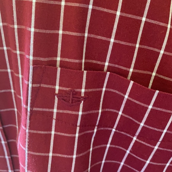 Dockers Spread Collar Shirt, Regular Fit - Picture 2 of 4